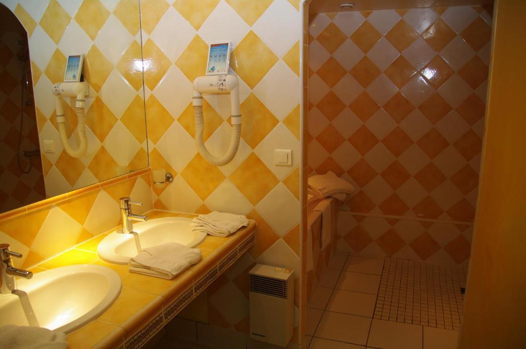 Residence Le Saint Victor ฟองต์วิลเย ห้อง รูปภาพ