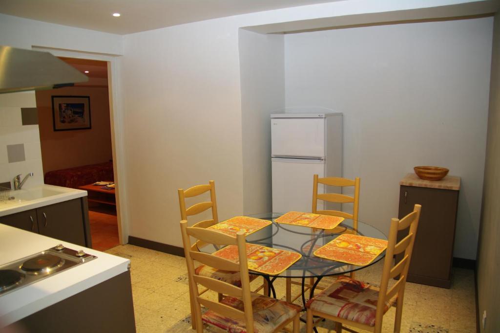 Residence Le Saint Victor ฟองต์วิลเย ภายนอก รูปภาพ